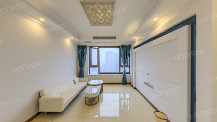 融创凡尔赛领馆二期二手房实景图