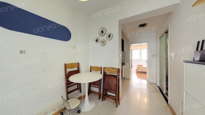 森林里二手房实景图