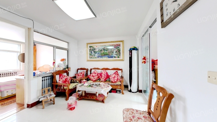 一中家属楼二手房实景图