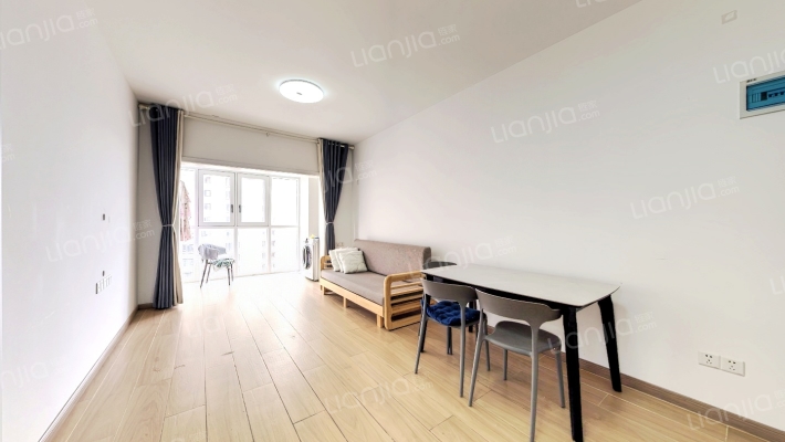 红星佳苑二手房实景图