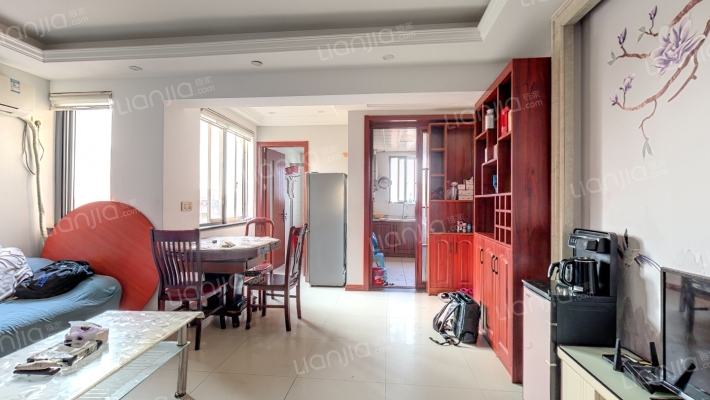 蓝天公寓二手房实景图