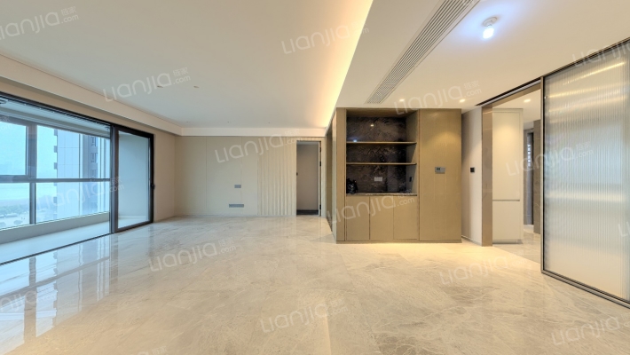 仁恒滨江园二手房实景图