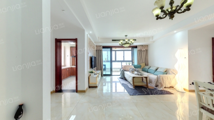 宝嘉誉峰二手房实景图