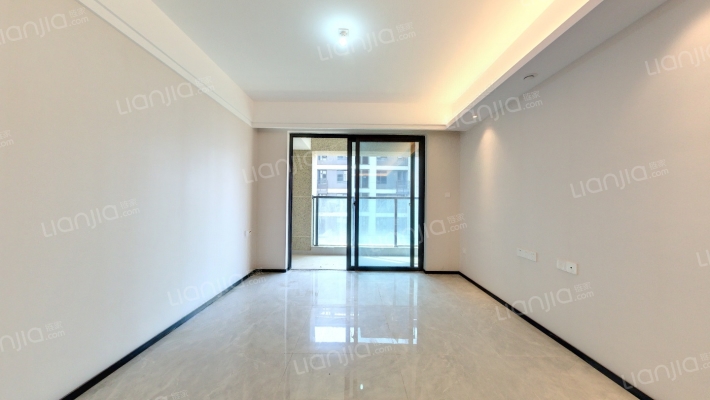 光谷南山府（南山天樾）二手房实景图