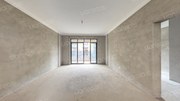 中建亮月湖二手房实景图