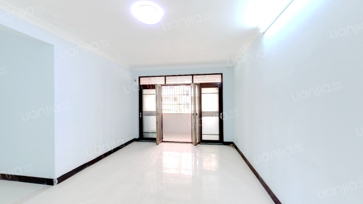 银泉山庄二手房实景图