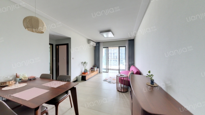 远达广场·碧水雅亭二手房实景图