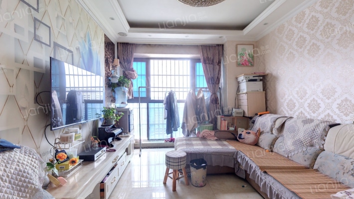 源上湾万融城三期D区二手房实景图