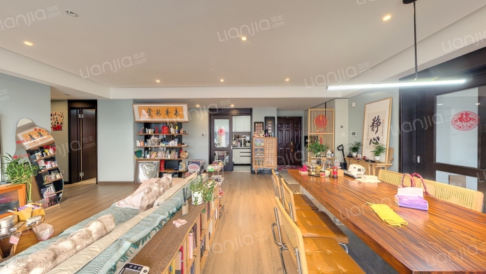 万科十七英里二手房实景图