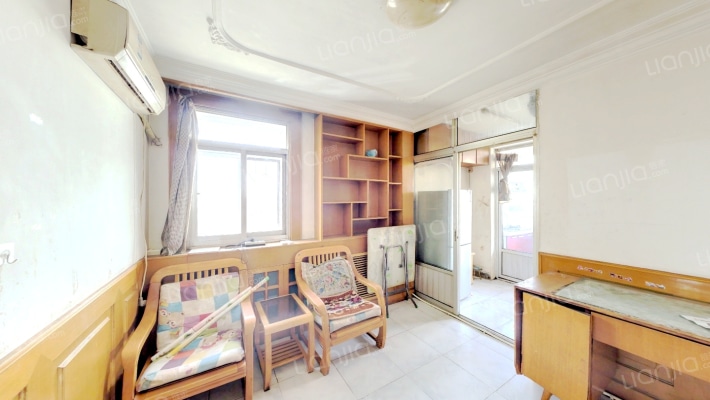 新桥里二手房实景图