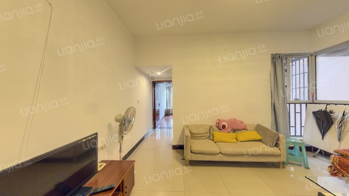 西亚怡顺佳苑二手房实景图