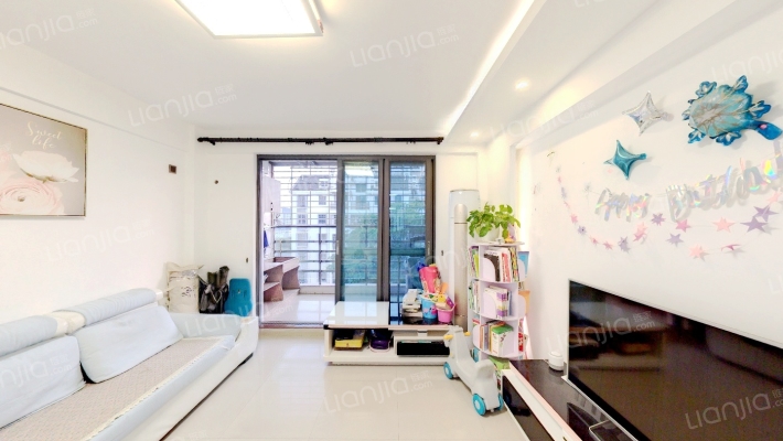 东方新城一期A8组团二手房实景图