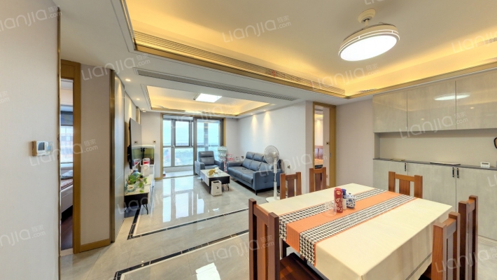 绿地天空树南区二手房实景图