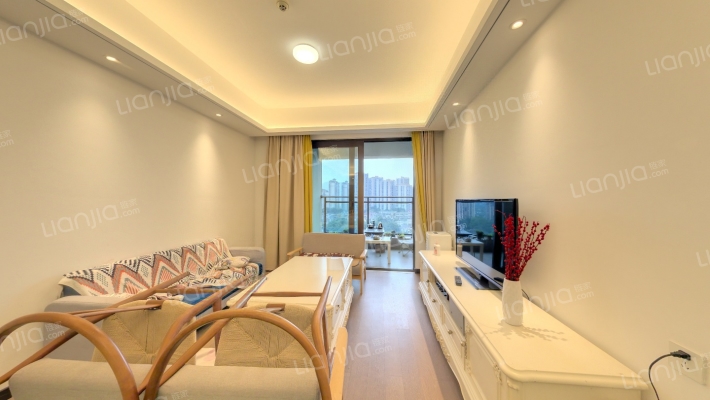 万科金域蓝湾三期二手房实景图