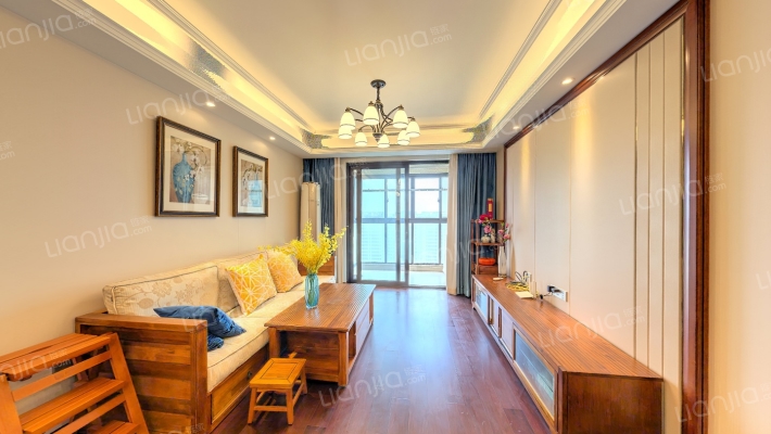 万科都荟南苑B区二手房实景图