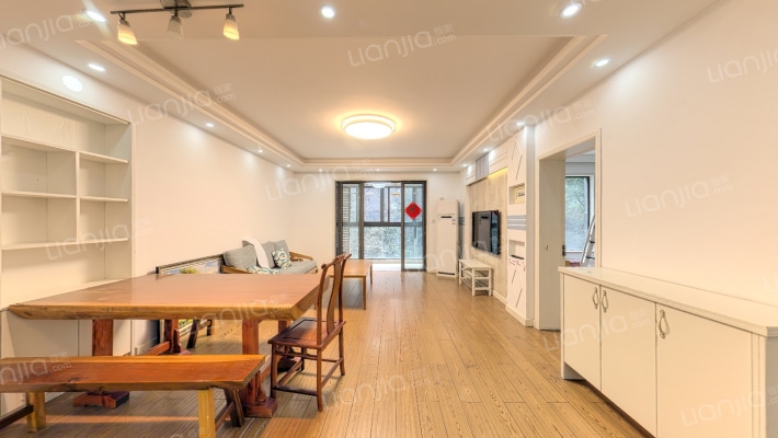 九五花园二手房实景图