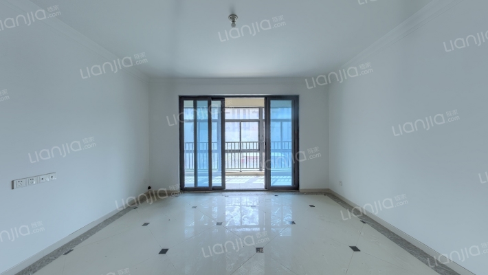 南京碧桂园阅岭苑二手房实景图