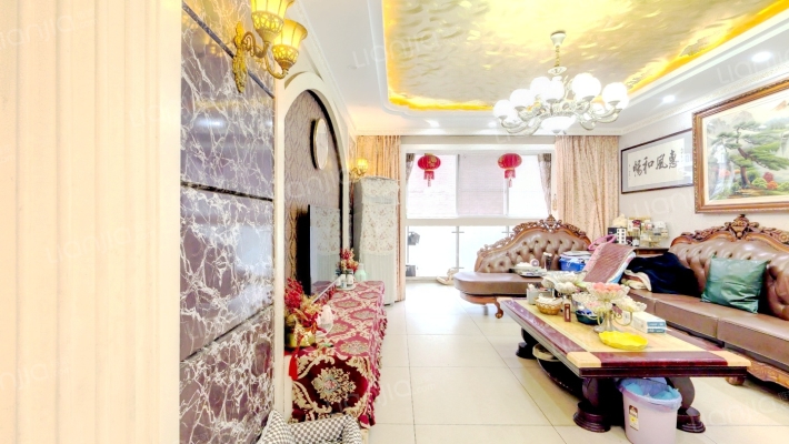 万基金蓝湾二手房实景图