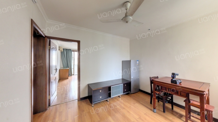 凌兆新村(上浦路565弄)二手房实景图