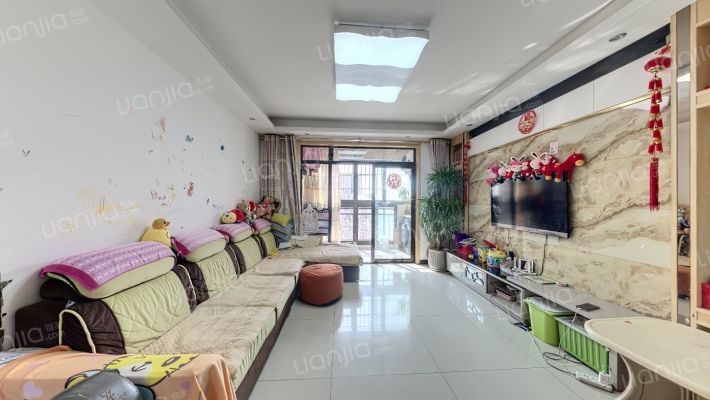 恒盛皇家花园二手房实景图