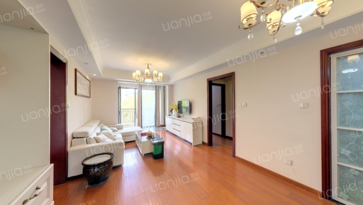 绿城蓝庭西区二手房实景图