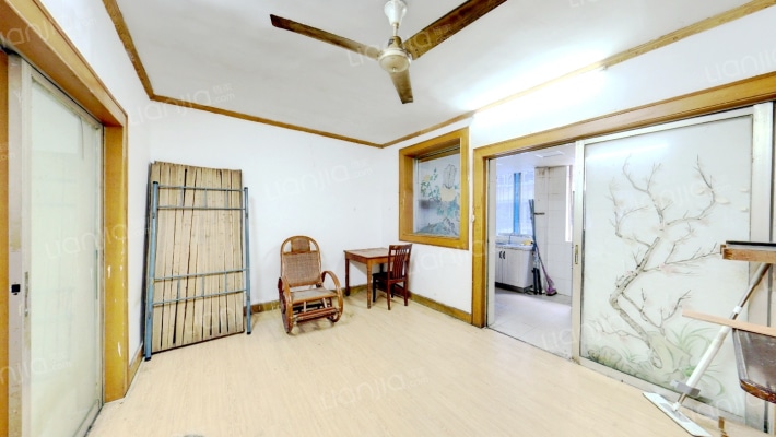 张斌社区二手房实景图