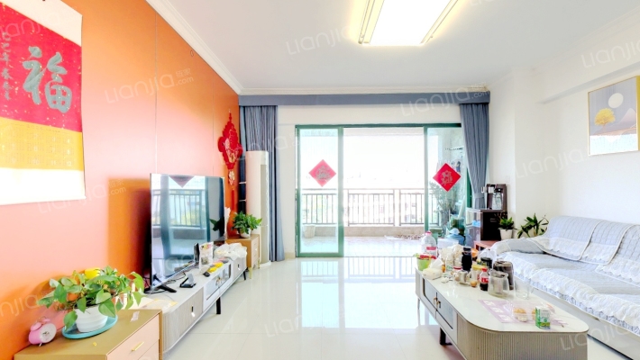 加州阳光二手房实景图