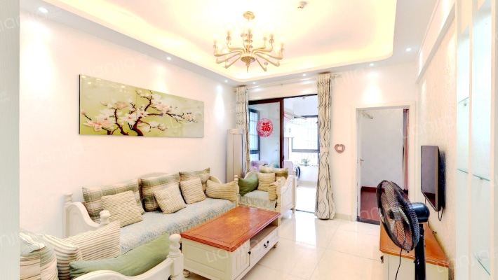 蓝鼎星河府二手房实景图