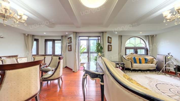 万山庭院二手房实景图