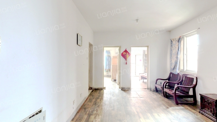 新海家园C区二手房实景图