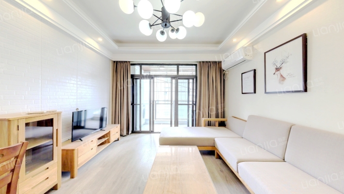 乾和珑湾二手房实景图