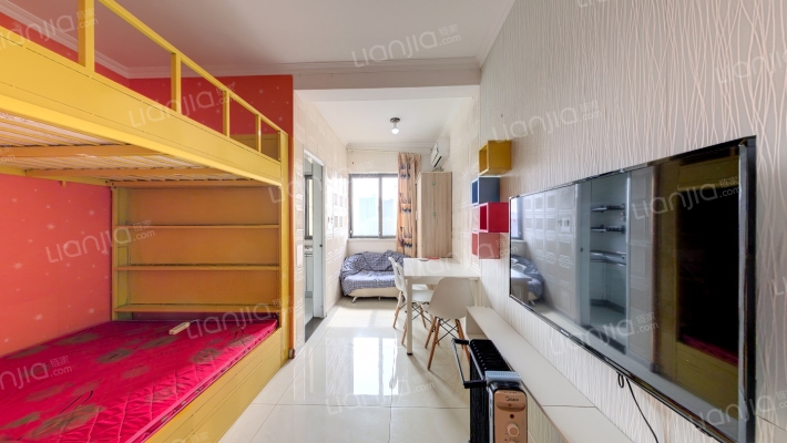 坚果公寓二手房实景图