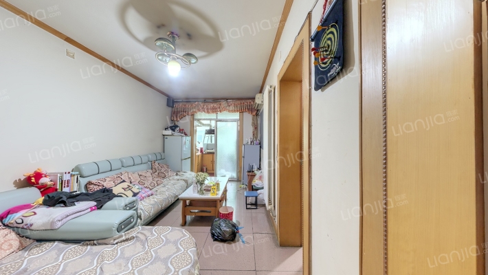 向红三村住宅小区二手房实景图