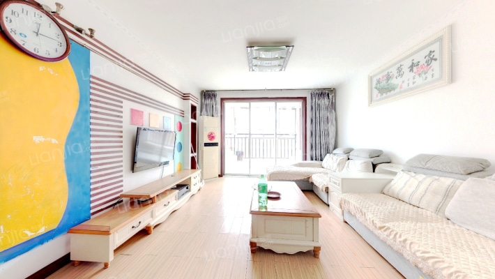 香港花园B区二手房实景图