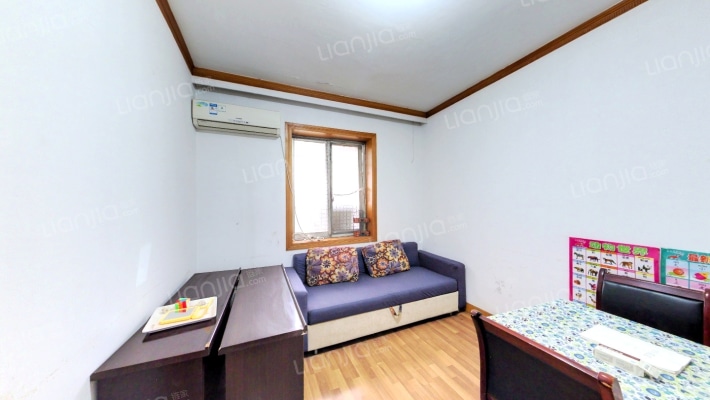 儿童医院宿舍二手房实景图