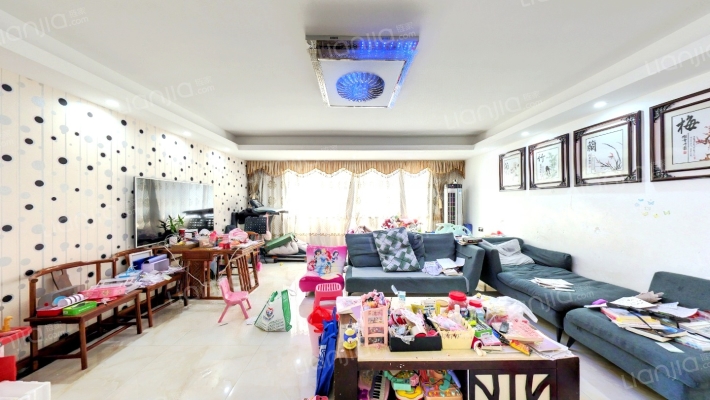 温泉公寓二手房实景图