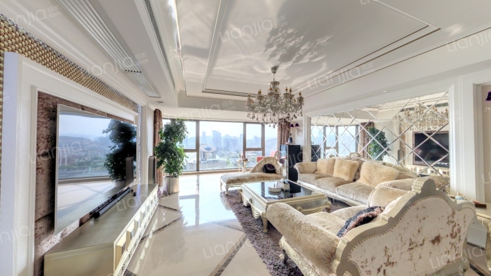 蓝湾国际二手房实景图