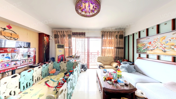 国色天香二手房实景图