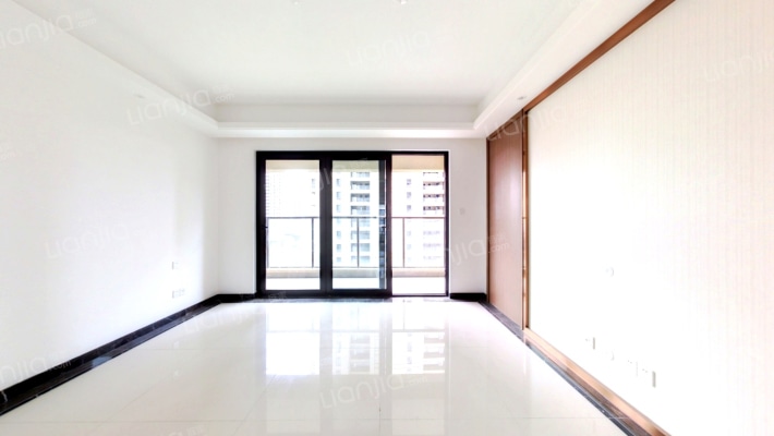 旭辉东湖城二手房实景图