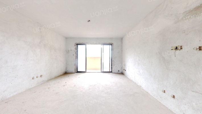 怡安皇庭二手房实景图