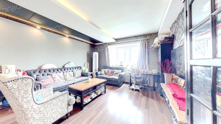 颐东阳光花园二手房实景图