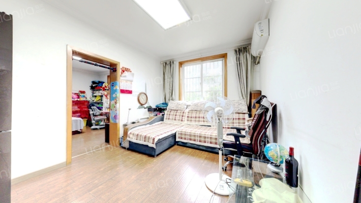 环绿国际二手房实景图