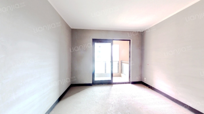 江山樾三期北二手房实景图