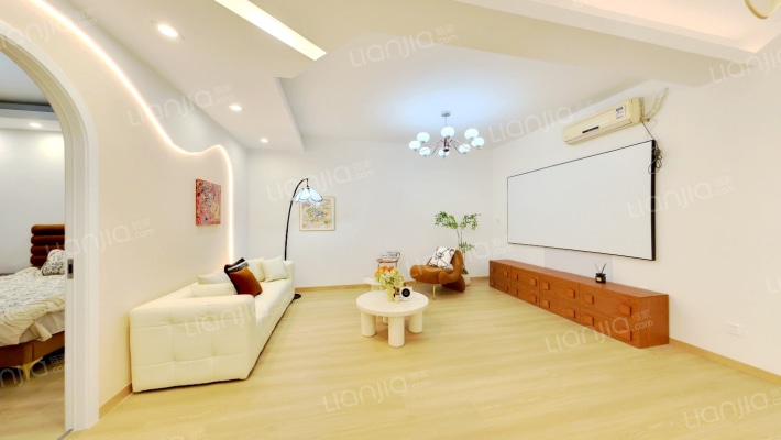 天海华庭二手房实景图