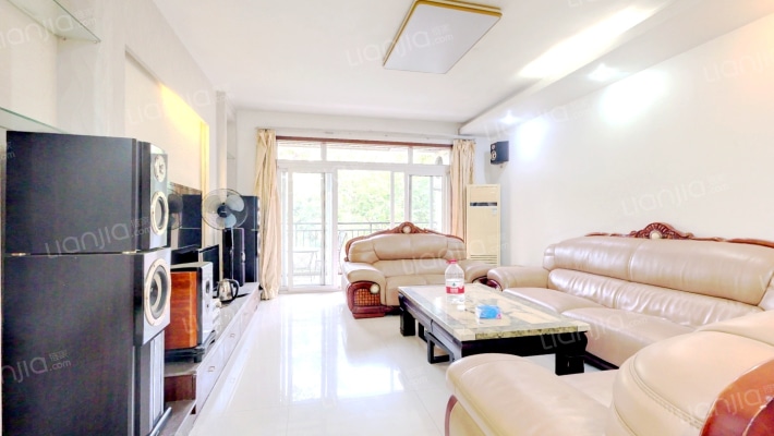 中信凯旋城二手房实景图