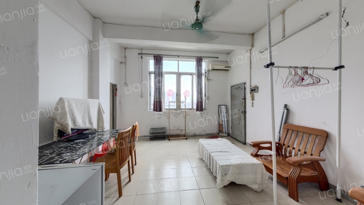 多宝路二手房实景图