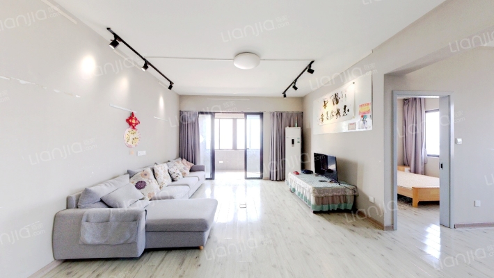 金辉泊宫二手房实景图