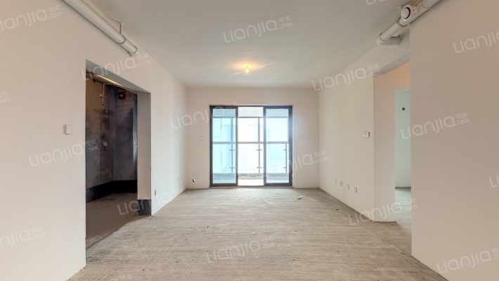 隆鑫公园首府二手房实景图