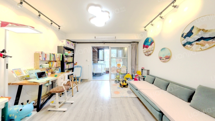 成都后花园三期二手房实景图