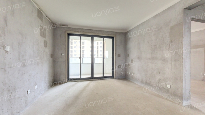 康利华府二手房实景图